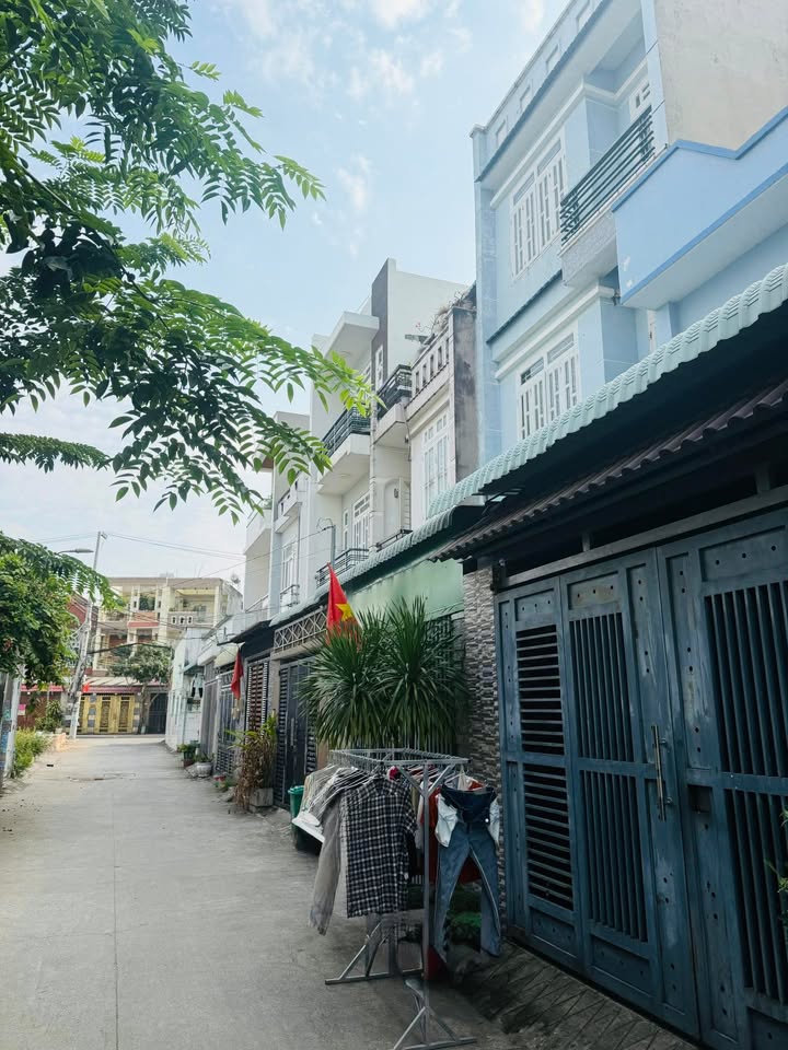 Nhà Hẻm Xe Hơi 81m² Tăng Nhơn Phú B, Thủ Đức - Giá 7.2 Tỷ