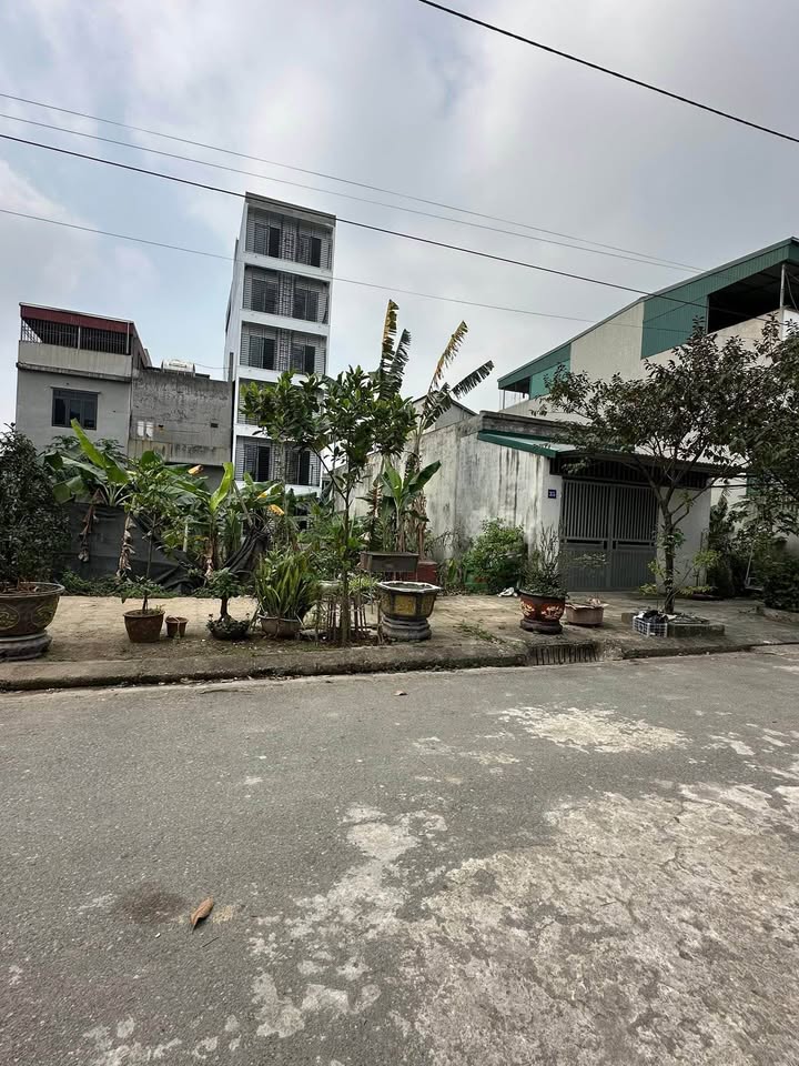 Đất nền Phủ Lý 92.5m² - Vỉa hè cạnh chợ, gần KCN Châu Sơn - Giá 3 tỷ