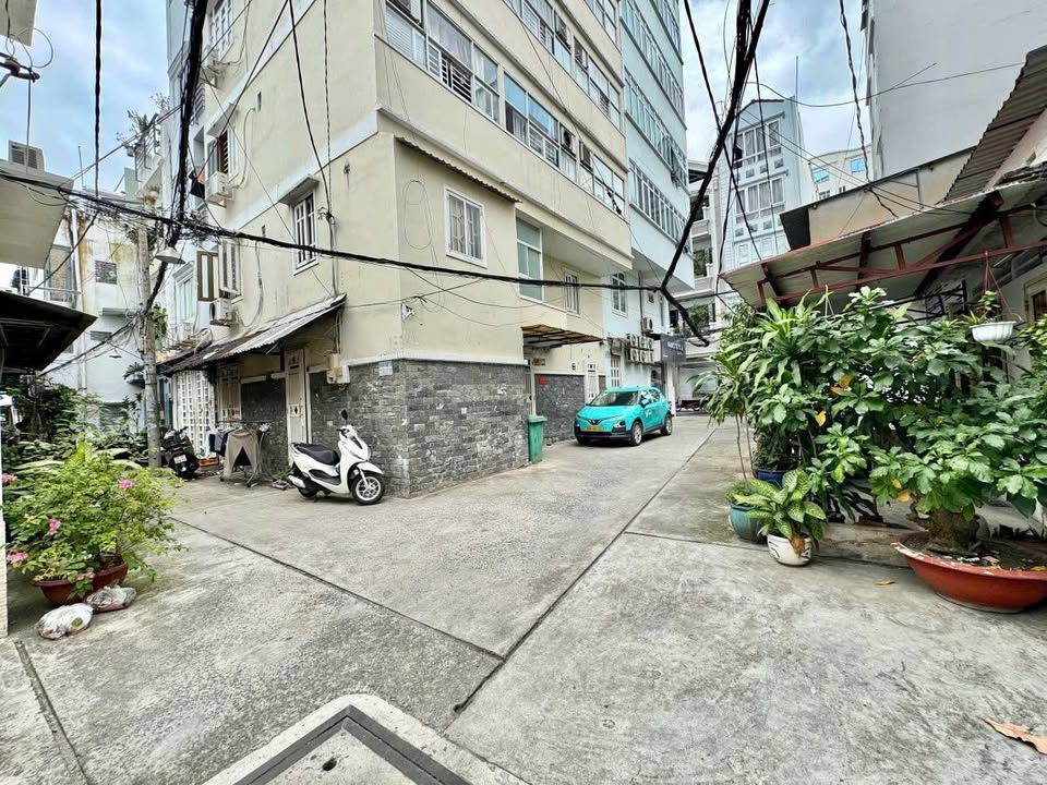 Nhà Riêng Quận 1 Nguyễn Trãi 34m² - Hẻm Xe Hơi Tới Nhà!