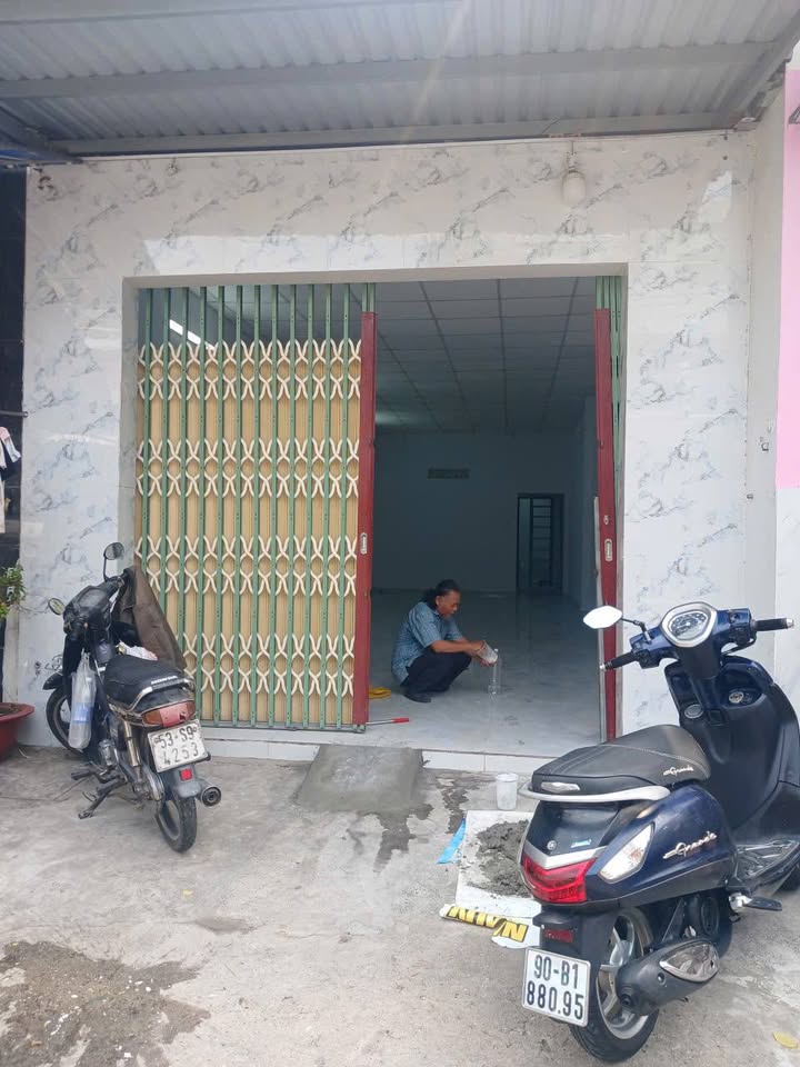 Nhà Mặt Tiền Bình Tân 88m² - Cho Thuê Ngay, Vị Trí Đắc Địa!