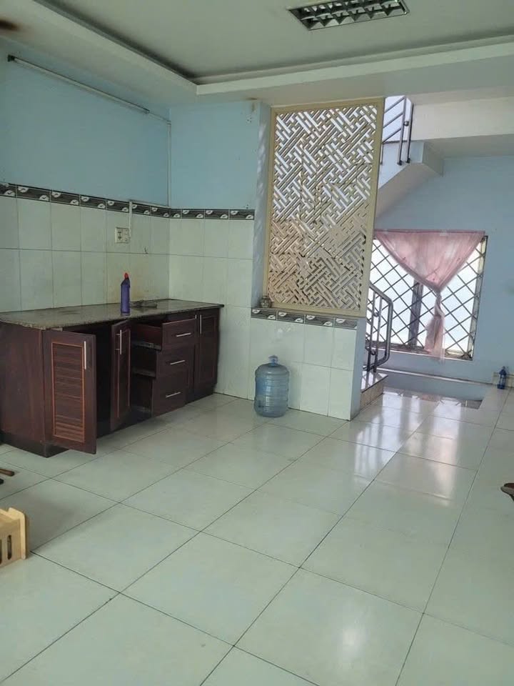 Nhà Nguyên Căn Nguyễn Bặc, Tân Bình 40m² giá 16 triệu – Sẵn sàng ở ngay!