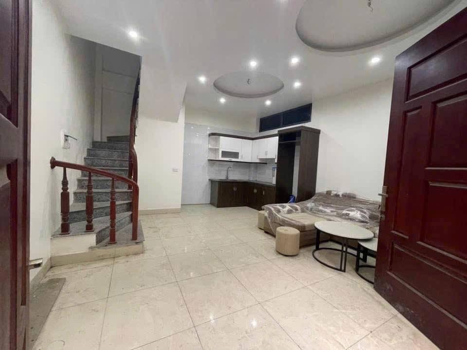 Nhà 3 Tầng Full Đồ, Ngay Công Viên Kỳ Bá, Thái Bình - Giá Ưu Đãi