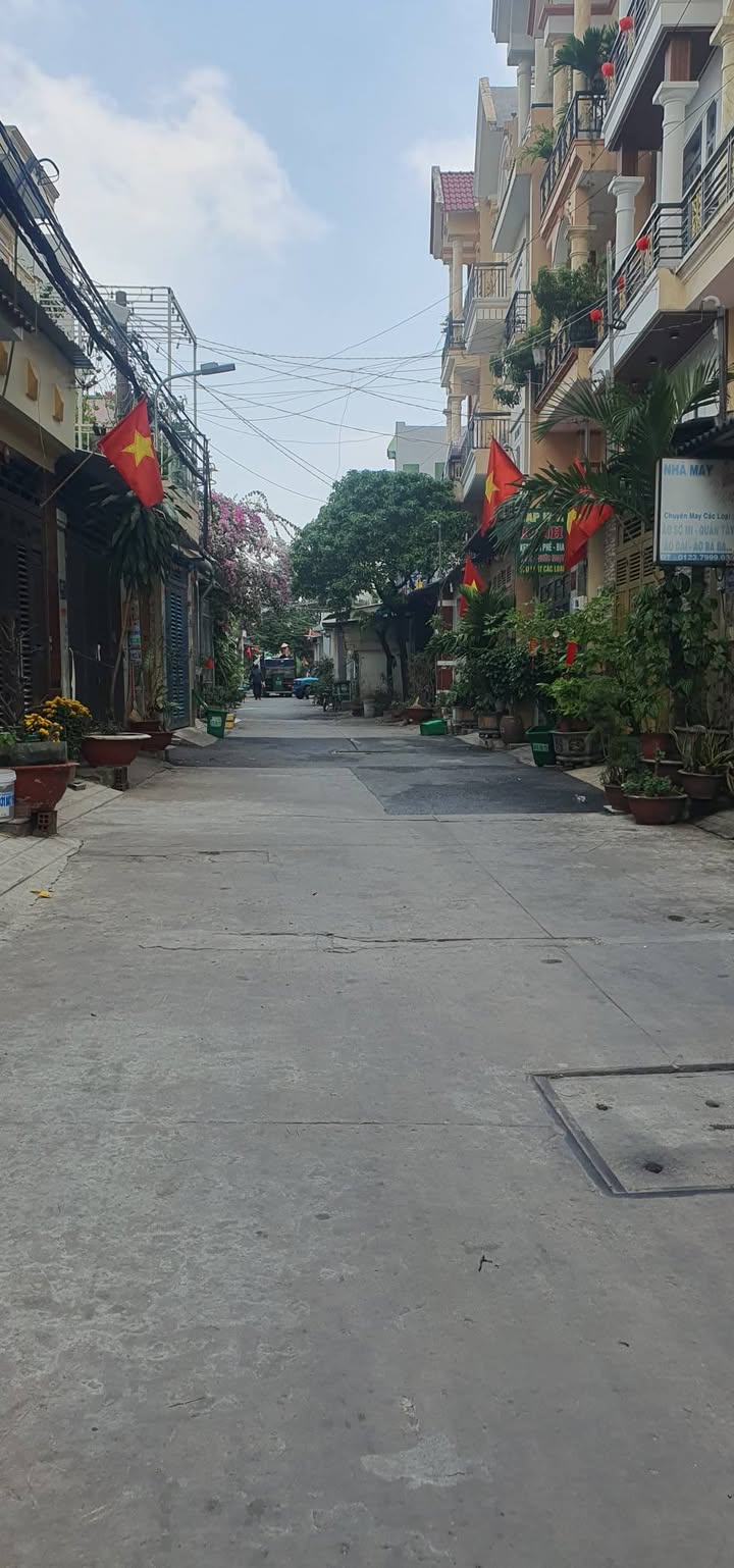 Nhà Góc 2 Mặt Tiền P. Tân Chánh Hiệp, Q12 - 70m², 3PN, 7.2 Tỷ