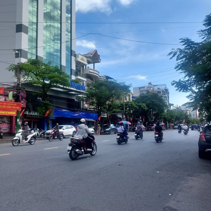 Nhà Mặt Tiền Kinh Doanh 90m² Văn Cú, Hải Phòng - Giá Tốt