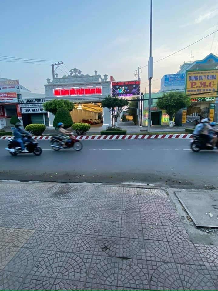 Mặt Tiền Kinh Doanh Phạm Thái Bường, Vĩnh Long - Sẵn Sàng Xây Dựng Theo Yêu Cầu