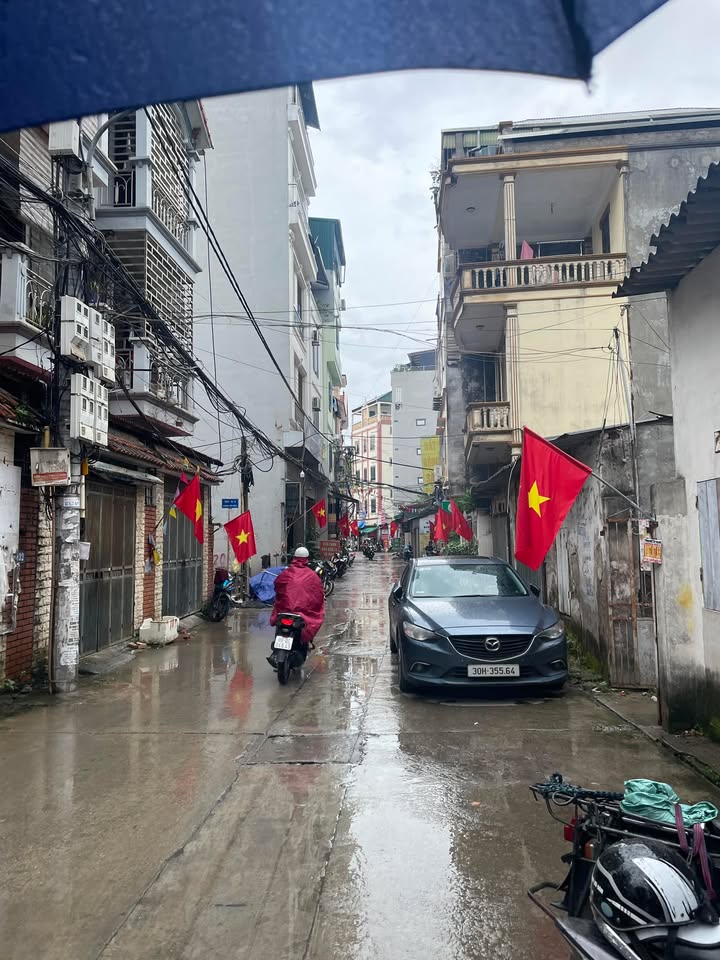 Nhà Mặt Phố Nguyên Xá - Cầu Diễn 35m² - Kinh Doanh Sầm Uất - Hơn 8 Tỷ