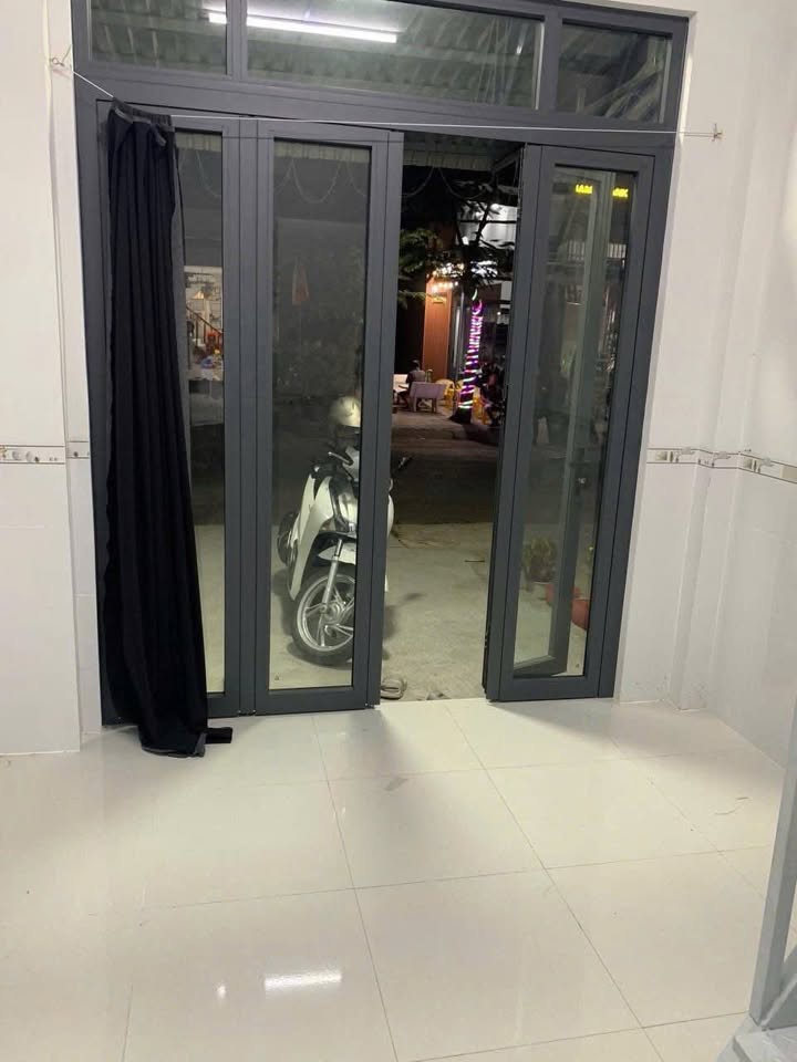 Cho thuê phòng trọ KDC Hưng Phú 1, Cần Thơ - 30m² có máy lạnh