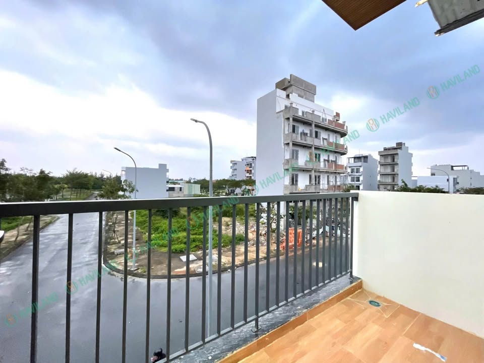 Cho thuê phòng FPT Đà Nẵng 4.2tr/tháng - Full nội thất, ban công thoáng