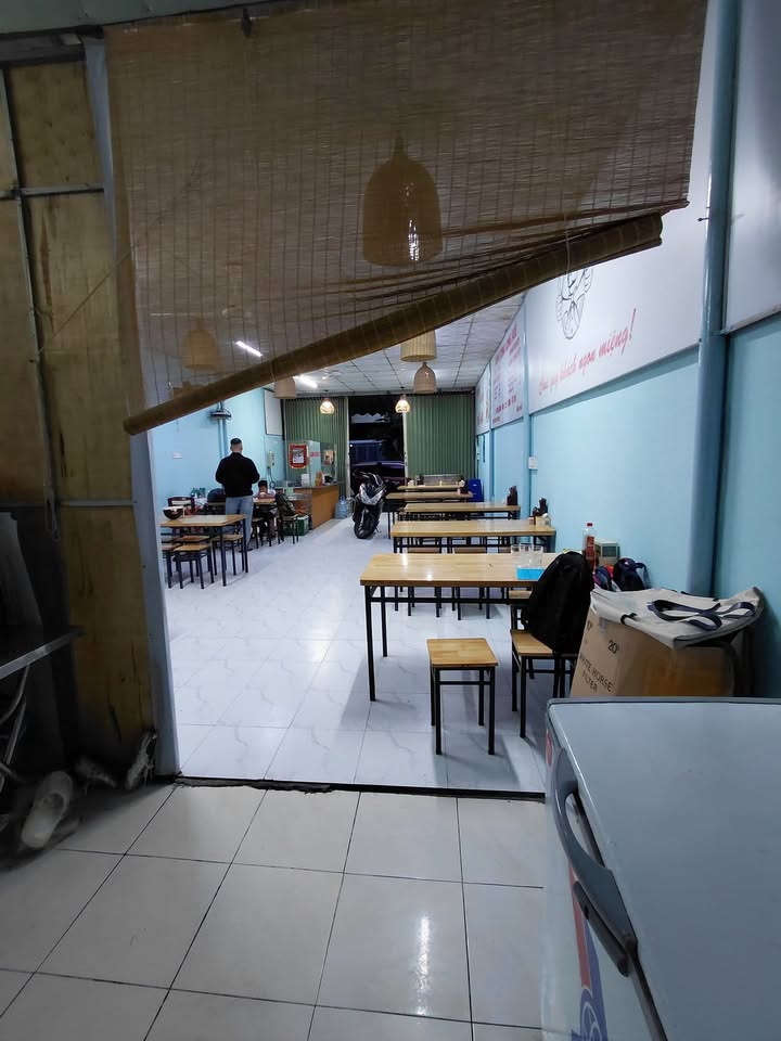 Cho thuê nhà 2 tầng mặt tiền Tố Hữu, Đà Nẵng - 208m², giá 17 triệu