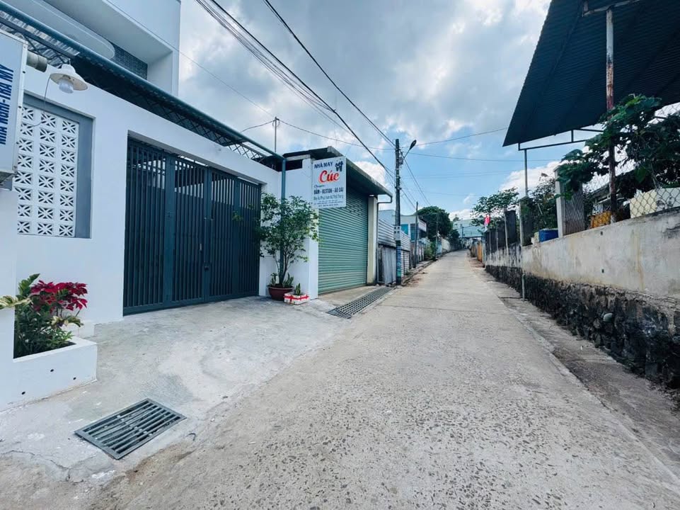 Đất Nền Mặt Tiền Chợ Thống Nhất, Krông Pa - 85m² Sổ Hồng 1 Tỷ