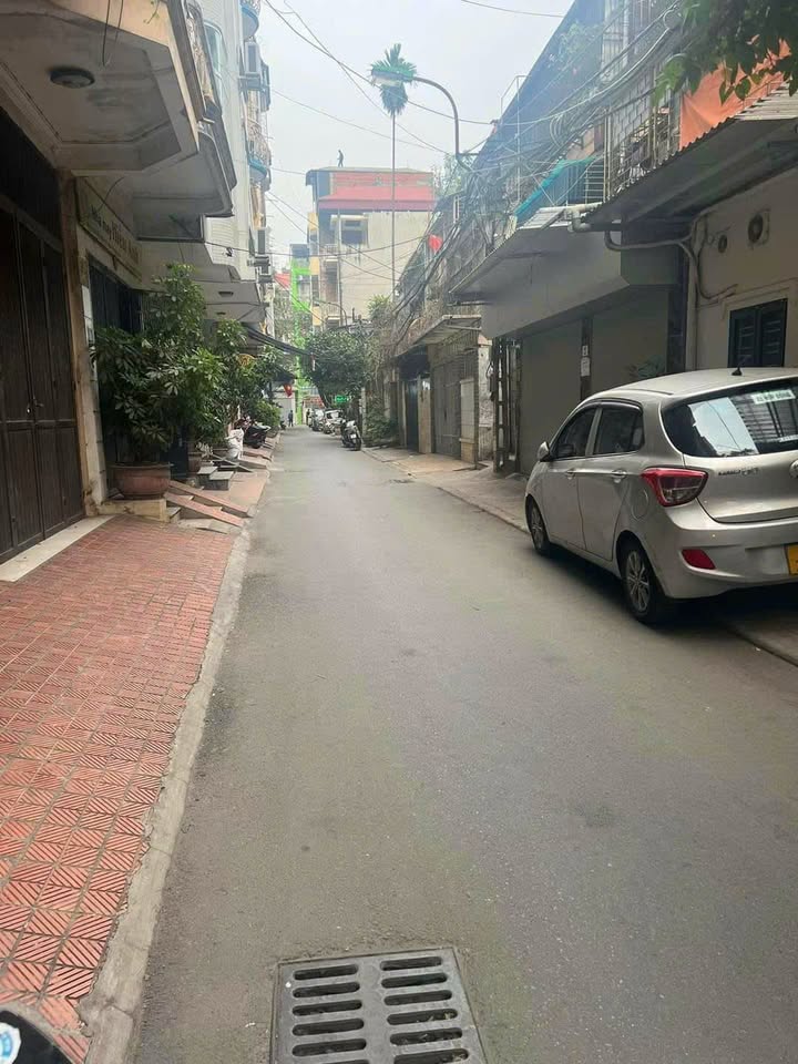 Nhà 40m² 5 Tầng, 6PN, Lương Thế Vinh, Thanh Xuân - 5.35 Tỷ