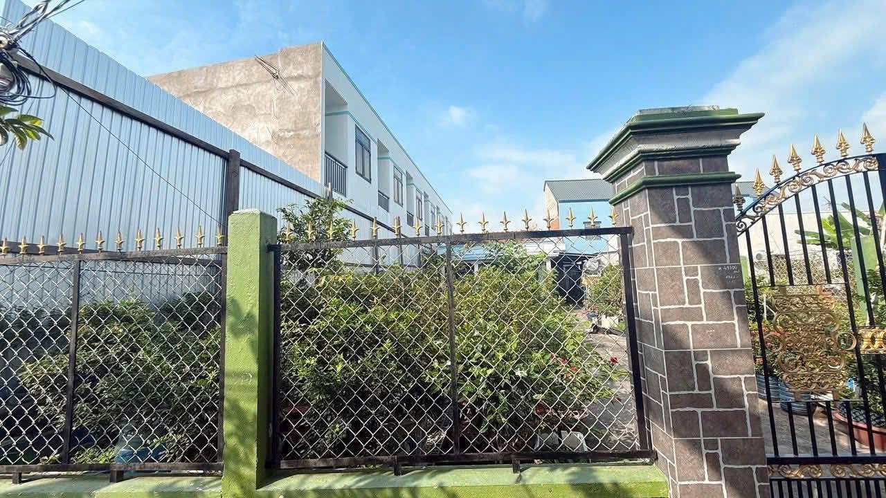 Bán Gấp Nhà 18m² Đường Bờ Đá, Long An - 690 Triệu