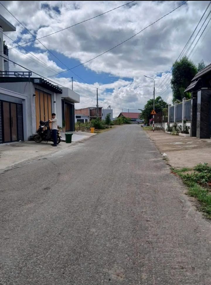 Đất nền sổ đỏ mặt tiền 100m² - Kinh doanh đắc lợi tại Bàu Trâm, Biên Hòa