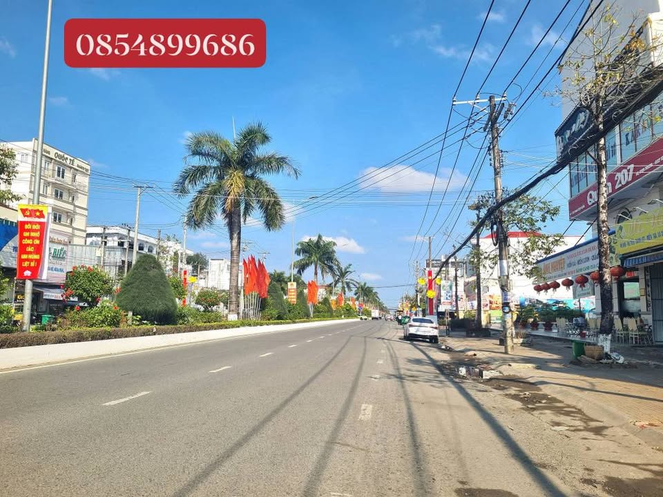 Nhà Phố Phan Ngọc Hiển Cà Mau 74m² - Mặt tiền kinh doanh sầm uất!