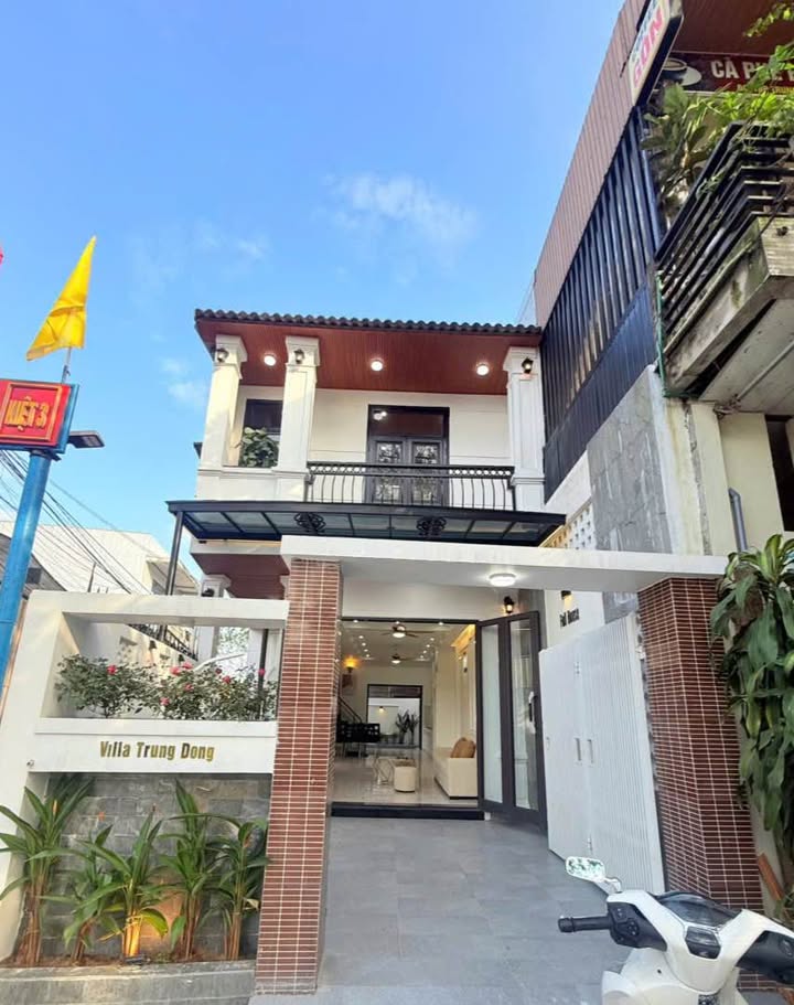 Nhà 90m² 2 Mặt Thoáng Đường QH 19.5m Phạm Văn Đồng Huế - Giá 4.25 Tỷ