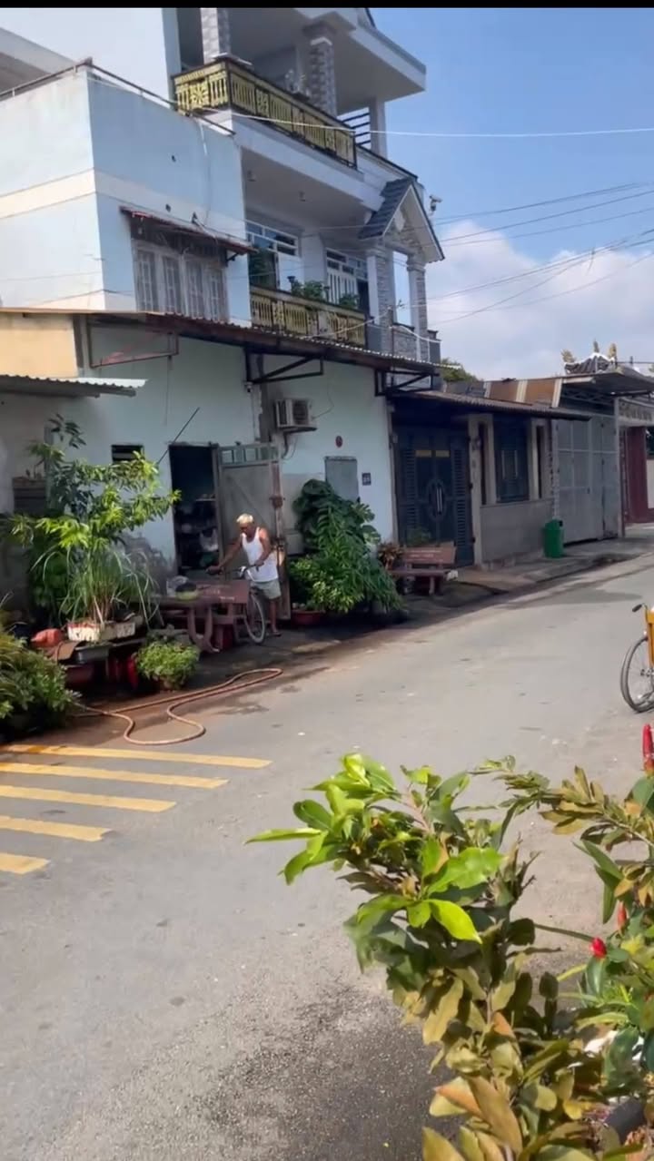 Nhà 63m² Thới Tam Thôn Hóc Môn - 2PN, Đường Nhựa, Giá 3.5 Tỷ