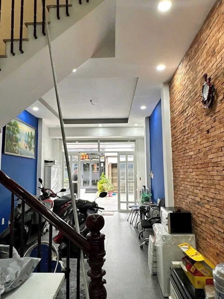 Nhà Mặt Tiền Đội Cung, Q11 - Kinh Doanh Sầm Uất 32m², 7.5 Tỷ