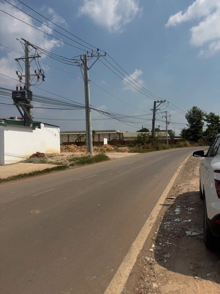 Bán Xưởng 1850m² Vĩnh Tân, Tân Uyên - Dòng Tiền 120 Triệu/Tháng