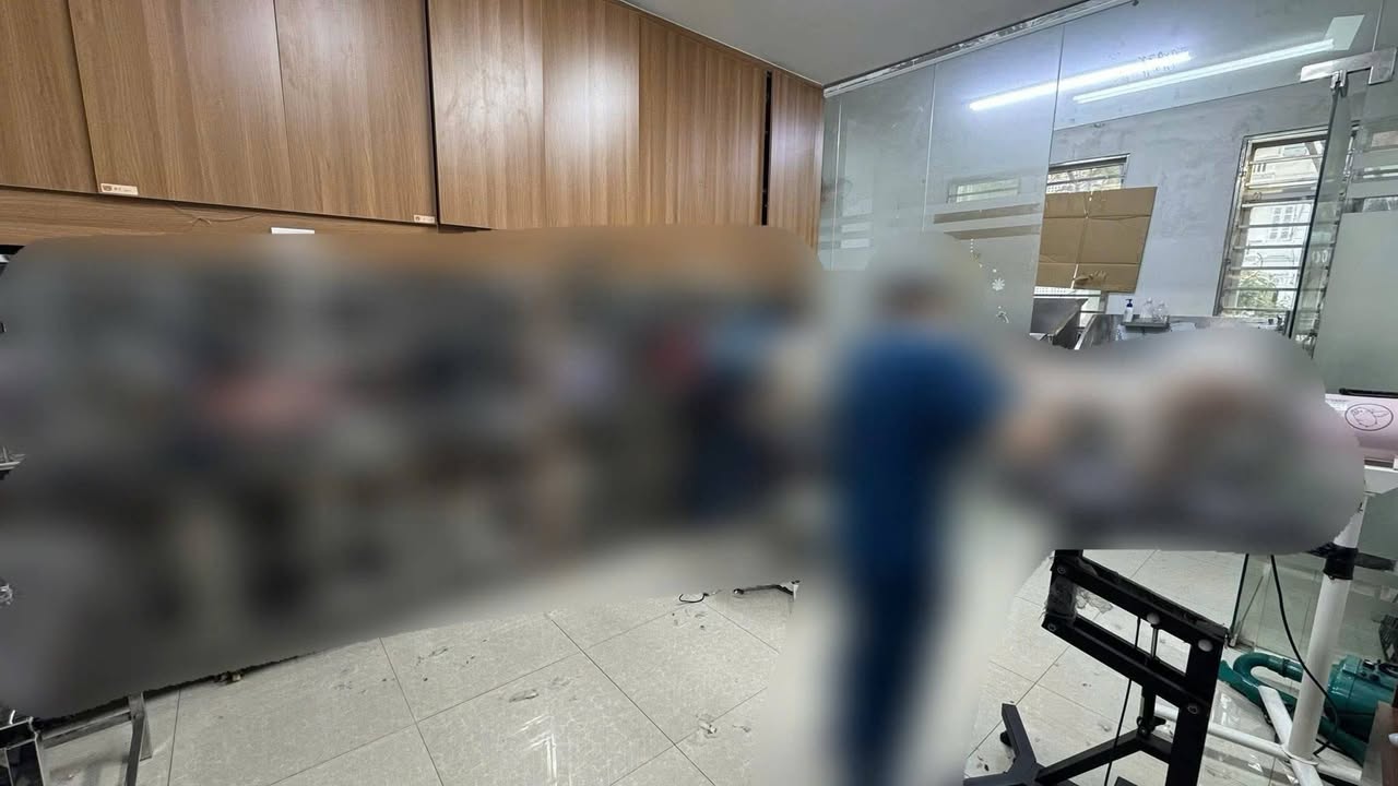 Cho thuê nhà mặt phố Trần Quốc Hoàn, Cầu Giấy - 180m² x 5 tầng, giá 38 triệu