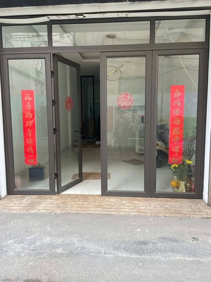 Mặt bằng kinh doanh Ngõ 21 Nguyễn Phong Sắc, Cầu Giấy 15 triệu - Vị trí đắc địa!