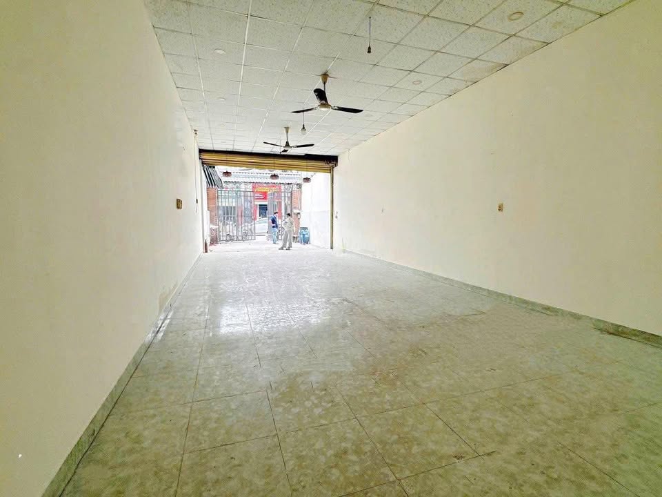 Mặt bằng KD Đình Phong Phú 100m² - Mặt tiền sầm uất, kinh doanh ngay!