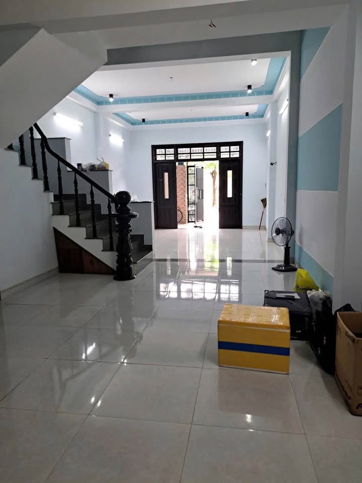 Cho thuê nhà 2 tầng mặt tiền Nguyễn Đoá, Cẩm Lệ, Đà Nẵng - 100m², 3PN, 9 Triệu