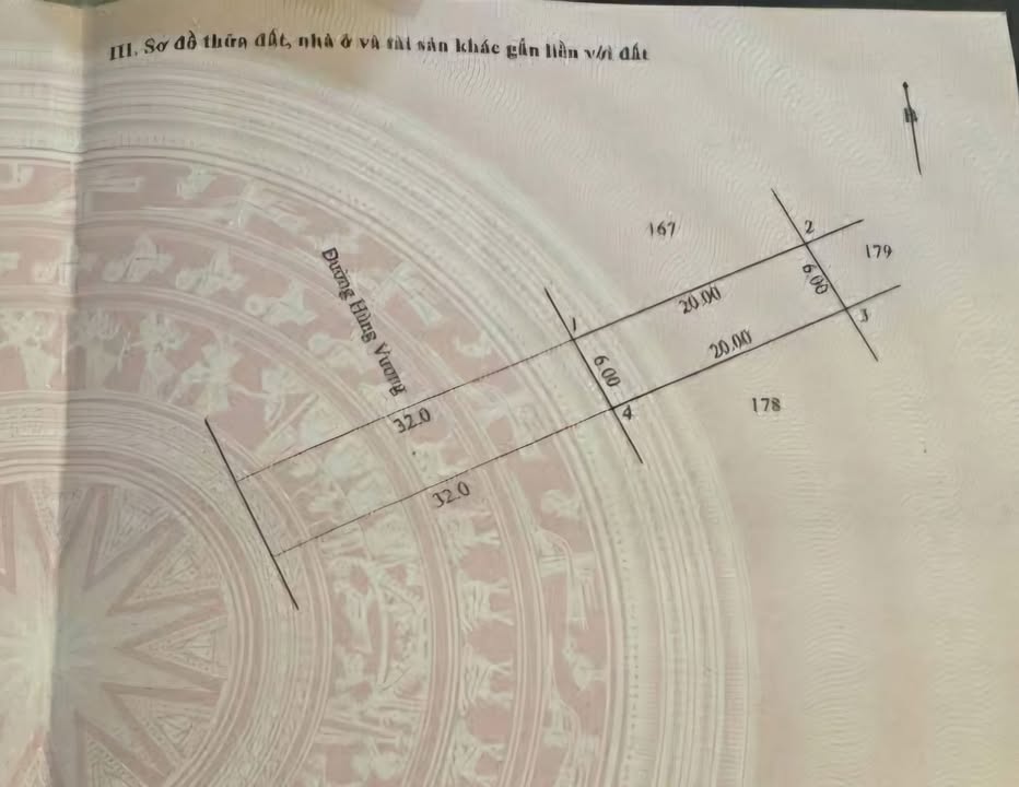 Nhà phố mặt tiền Đường Hùng Vương, Đông Hà 120m² - Mặt tiền kinh doanh đắc địa!