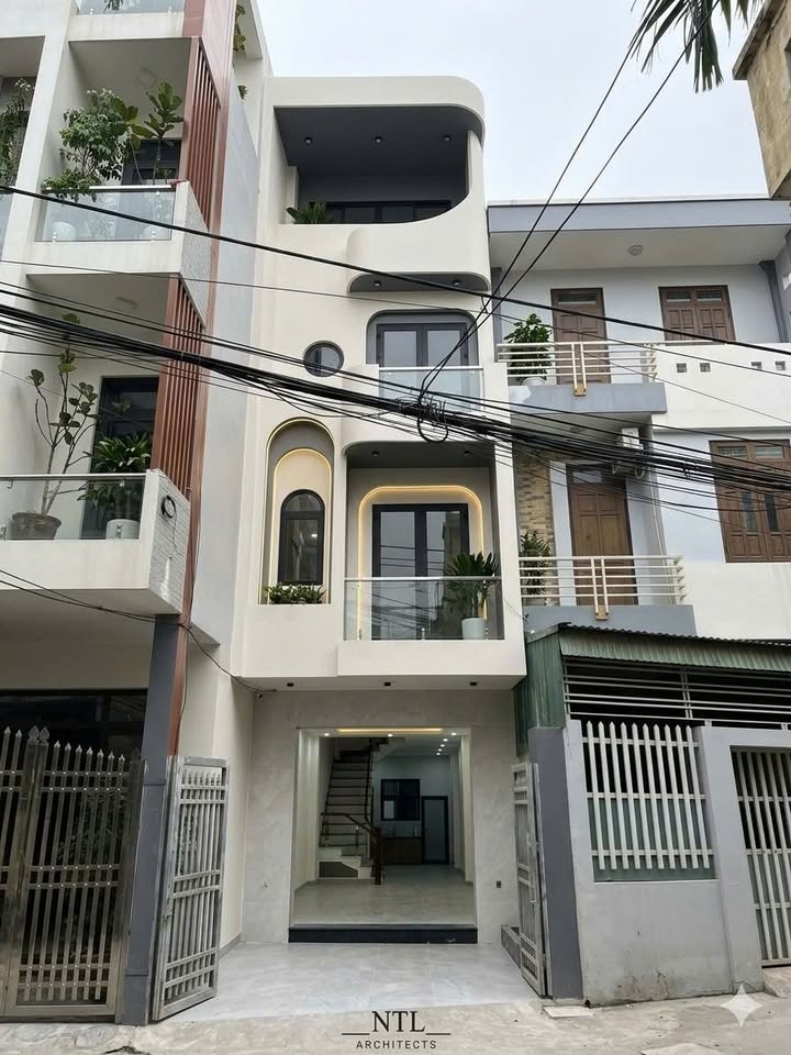 Nhà Trần Lãm 50m² giá 3.3 tỷ - Ô tô đỗ cửa, sẵn sàng ở ngay!