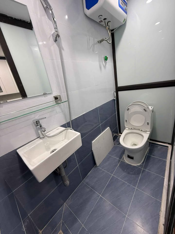 Nhà 95m² Sổ Đỏ Chính Chủ, Tặng Nội Thất - Hai Bà Trưng, Hà Nội