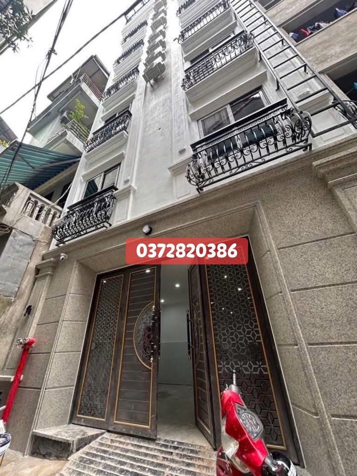 Nhà Phố Kinh Doanh An Dương Vương, Tây Hồ - 55m², 6 Tầng, View Sông Hồng
