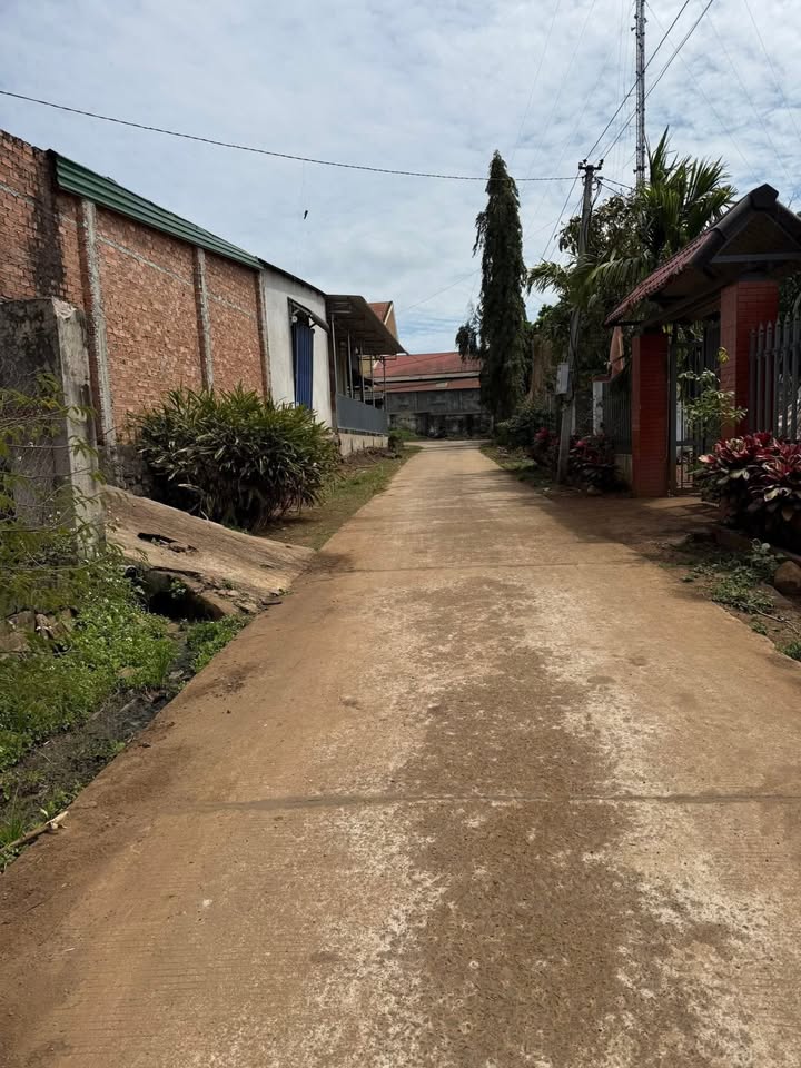 Bán Đất 320m² Quốc Lộ 26, Đắk Lắk - Giá 9 Tỷ, Sổ Hồng Riêng