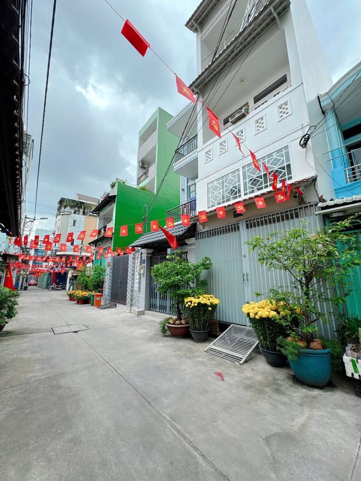 Nhà 4 Tầng Hẻm Xe Hơi P.Tân Kiểng Q7 - 5PN - 5 Tỷ