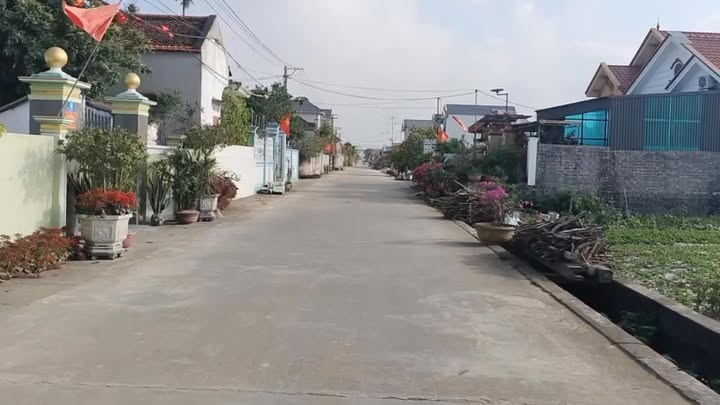 Đất nền 200m² Quang Lộc, Thanh Hóa - Sổ đỏ, Hướng Đông giá 1.3 tỷ