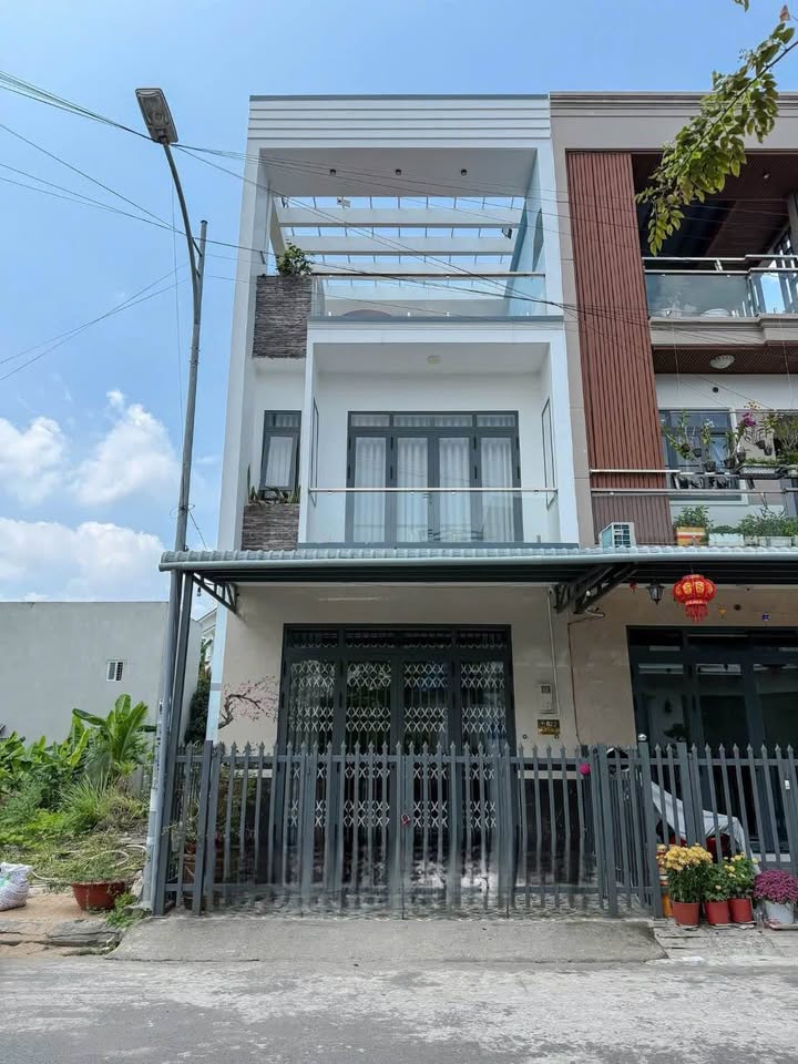 Nhà KDC Văn Hoá Tây Đô Cần Thơ 88m² - Sổ Hồng Sẵn Sàng!
