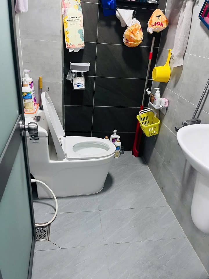 Nhà 2PN Tân Phú - Giá 8 Triệu/Tháng, Kinh Doanh Nhỏ