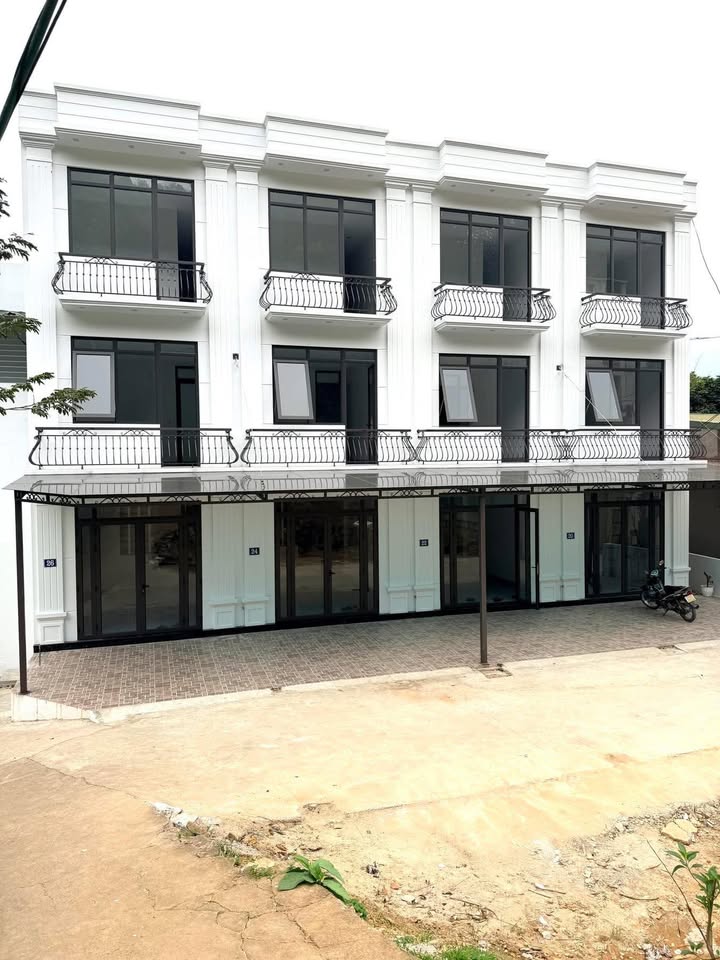 Nhà 3 tầng Phố Lê Hoàn, Hà Giang 66m² - Sẵn sàng ở ngay!