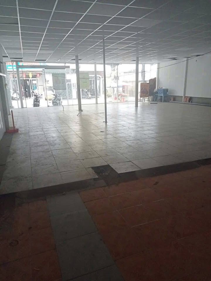 Mặt bằng kinh doanh Long Bình 200m² - Vị trí đắc địa!