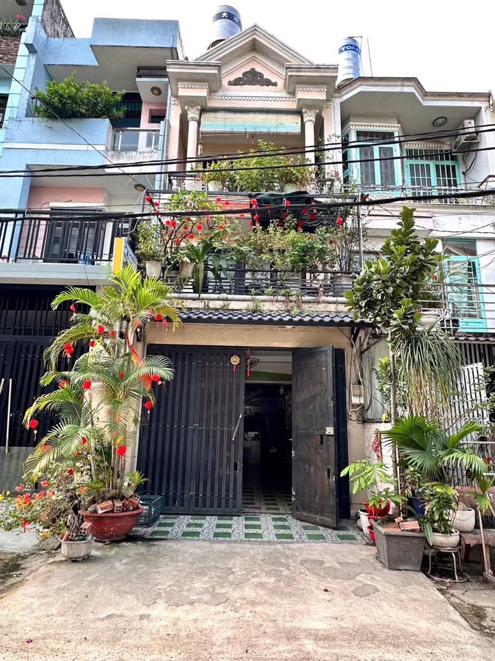 Nhà Đường 53 Gò Vấp 60m² - Ô tô vào tận nhà, sát kênh Tham Lương!