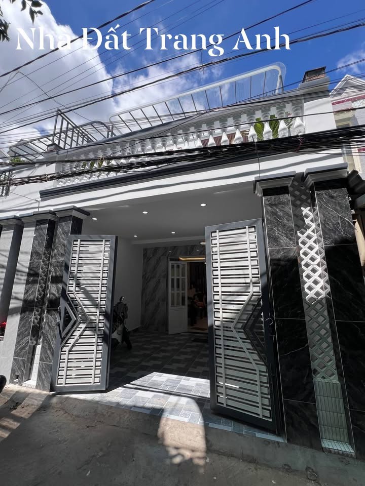 Nhà Tân Kim Cần Giuộc 100m² giá 2.68 tỷ - Sổ hồng sẵn, ô tô tận cửa!