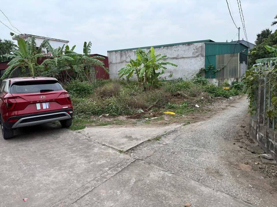 Đất nền Đông Hoà 60.8m² - Sổ đỏ chính chủ, đường ô tô, giá tốt!