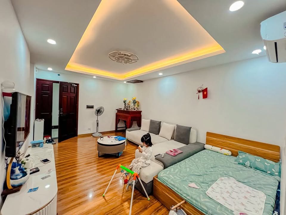Bán Gấp Căn Hộ 67m² Gần Times City, Hai Bà Trưng - Sổ Đỏ Chính Chủ
