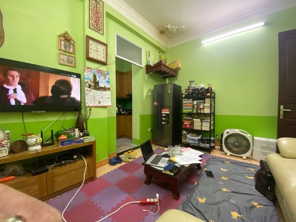 Căn hộ Cầu Giấy 50m² giá 2.2 tỷ - Sổ đỏ sẵn, sang tên ngay!