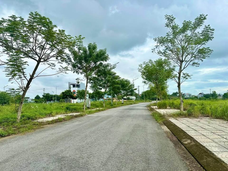 Đất Nền KDC Tây Bàu Giang, Tư Nghĩa - 100m² Hướng Nam, Giá 1.2 Tỷ