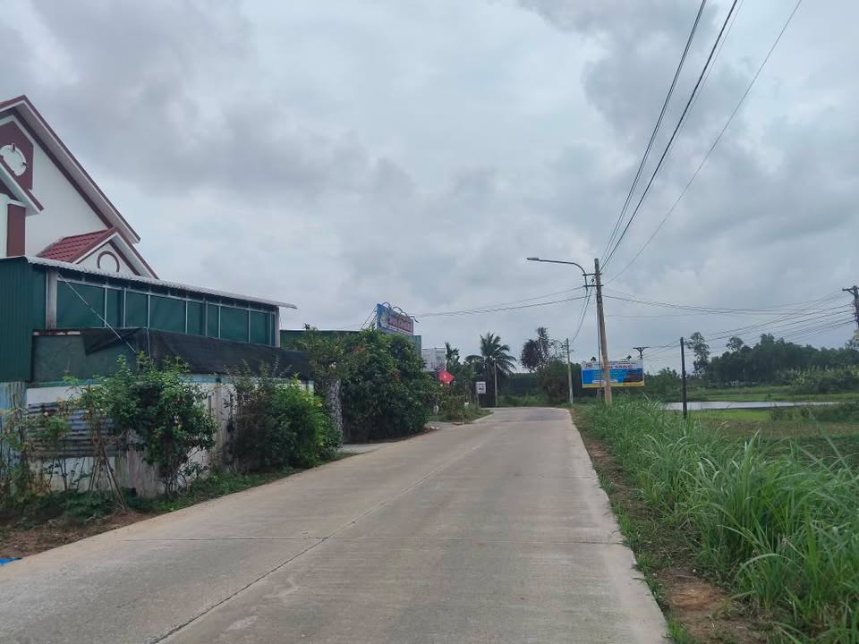 Nhà Mặt Tiền Chợ Mới-Chợ Đình (Sơn Tịnh, Quảng Ngãi) 210m² - Kinh Doanh Đắc Lộc