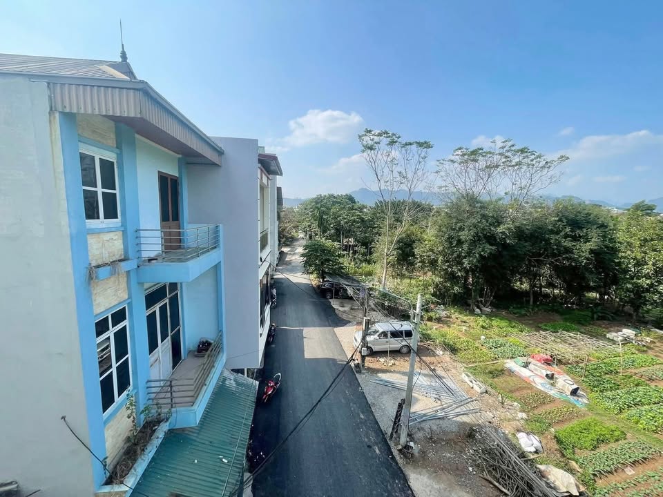 Nhà 70m² Phường Hòa Bình, Phú Thọ - Sẵn Ở Ngay, Phong Thủy Tốt