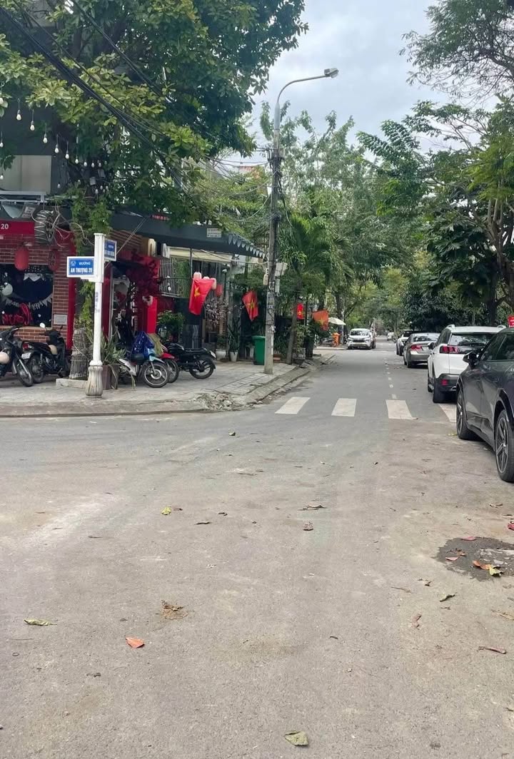 Đất nền Ung Văn Khiêm 96m² giá 10 tỷ - Đường to ô tô