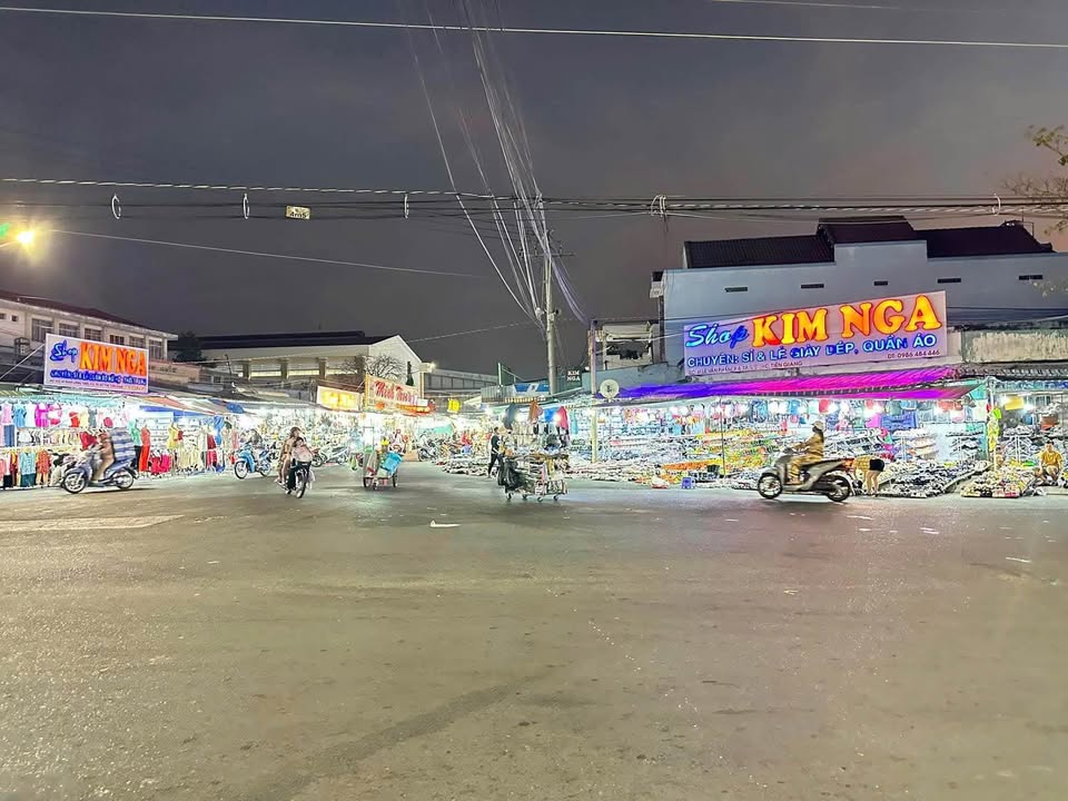 Nhà 1.45 Tỷ Phường 5 Mỹ Tho - 3PN, Gần Chợ Đêm, Big C, Sẵn Ở