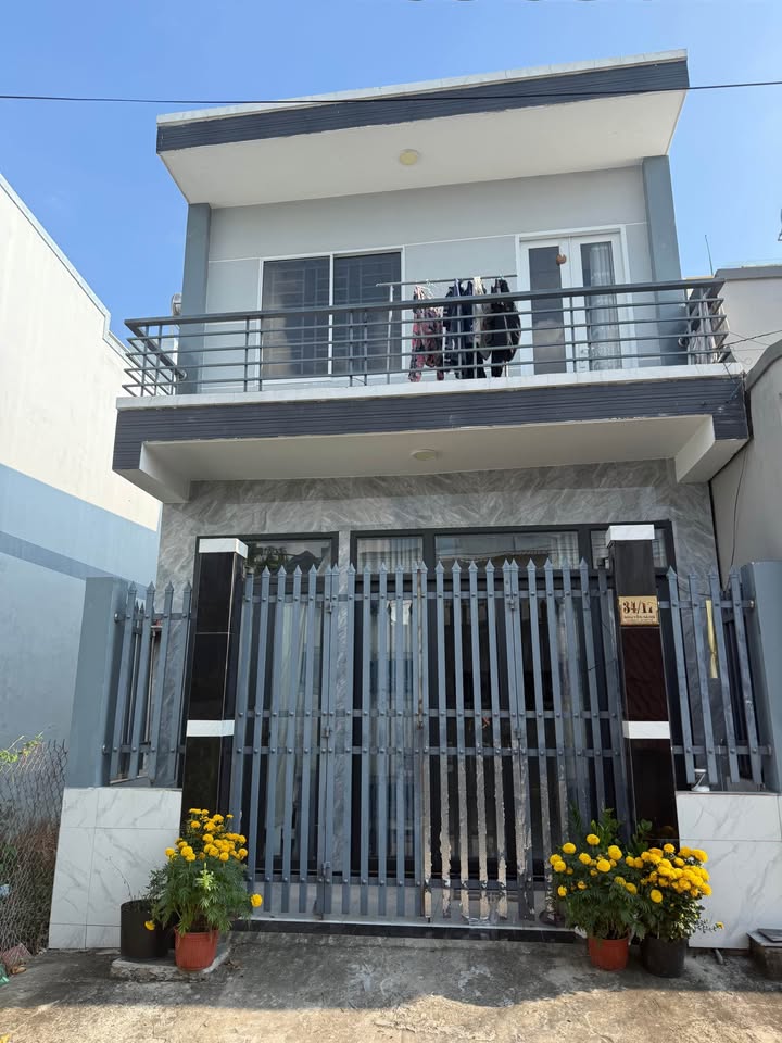 Cho thuê nhà mặt tiền hẻm Nguyễn Sáng, Mỹ Tho - 55m², 5*11, sẵn ở ngay!