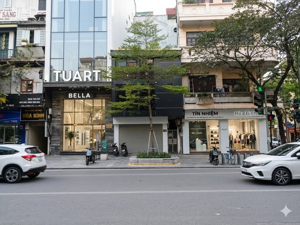 Mặt bằng kinh doanh Phố Huế, Hai Bà Trưng - 22m², mặt tiền 5m, giá 18 triệu