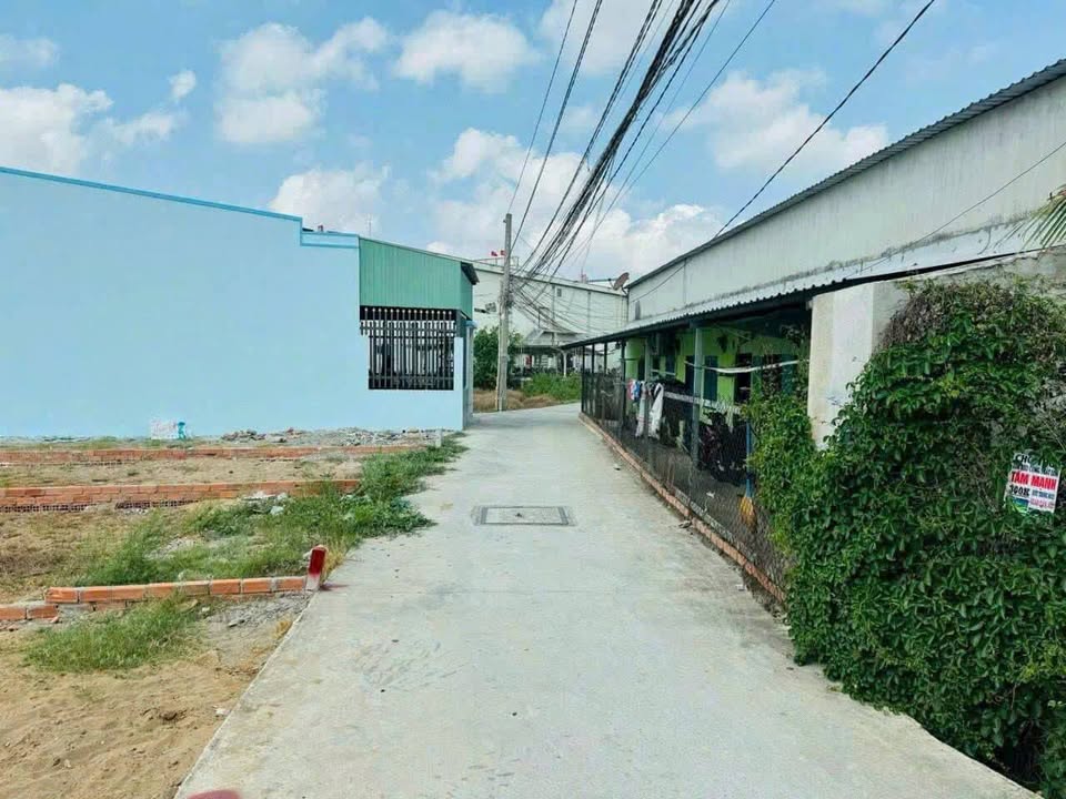 Nhà Riêng Cần Giuộc 67m² - Ô tô vào tận nhà, sẵn sàng an cư!